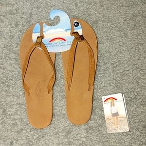 Women's Rainbows 🌈 size 11